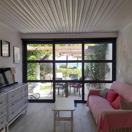 Chez Bea Apartment *